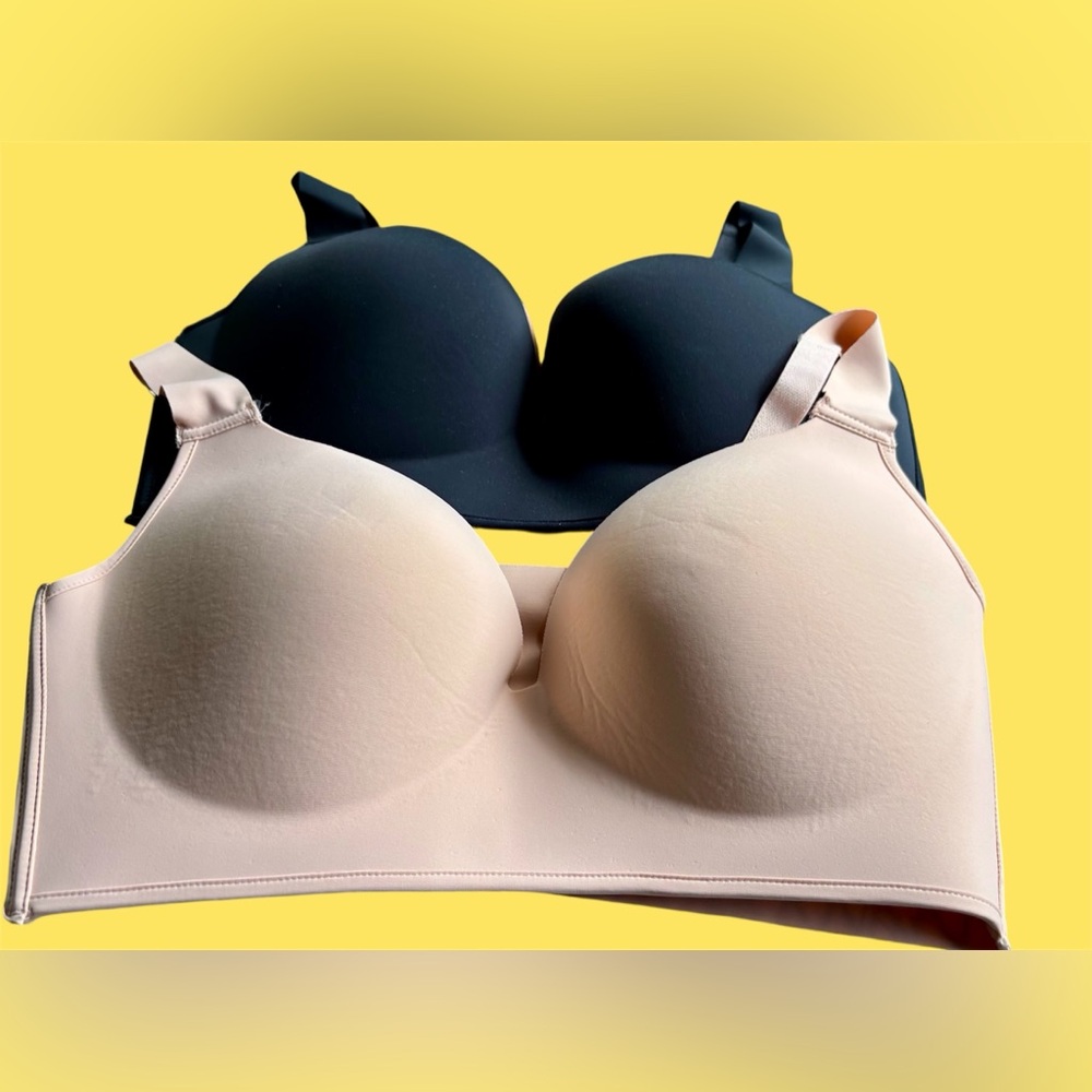 ☀️Rhonda Shear Mold Cup Wireless Bras Pack of 2 Beige & Black Style 685 NIP☀️